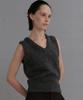 Beiodeu Wool V-Neck Knit Vest_Charcoal