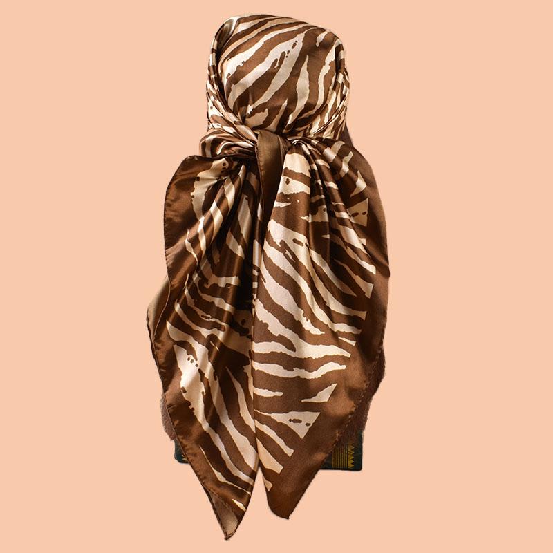 

1PC Women s Summer Beach Accessory Fashion Satin Square Scarf 90*90inch Multi-use Headscarf Party Use Versatile Hair Towel 8Y кавовий
