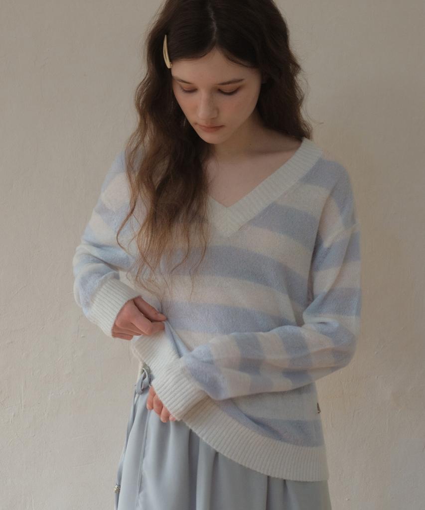 Aueonoseuteljia Hairy Stripe V-Neck Knit_Sky Blue(Oc26Kn13)