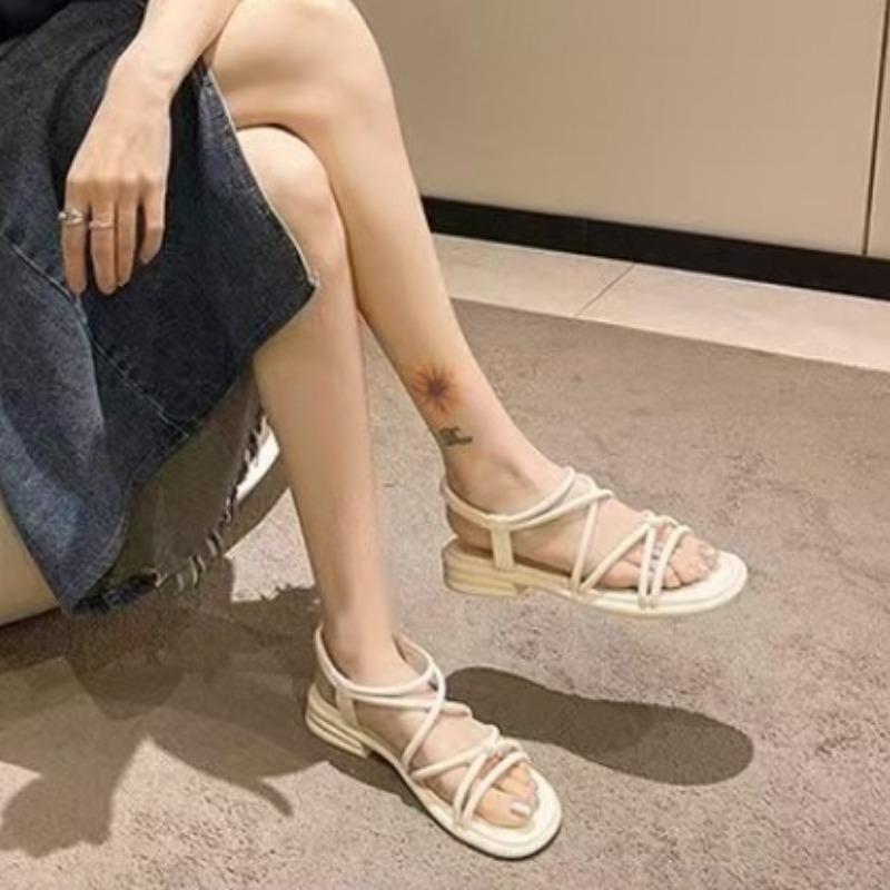 Fashion 2025 New Sandals Women's Summer Flat Bottom Casual Beach Shoes Thick Sole Versatile Outwear Travel Daily Shoes