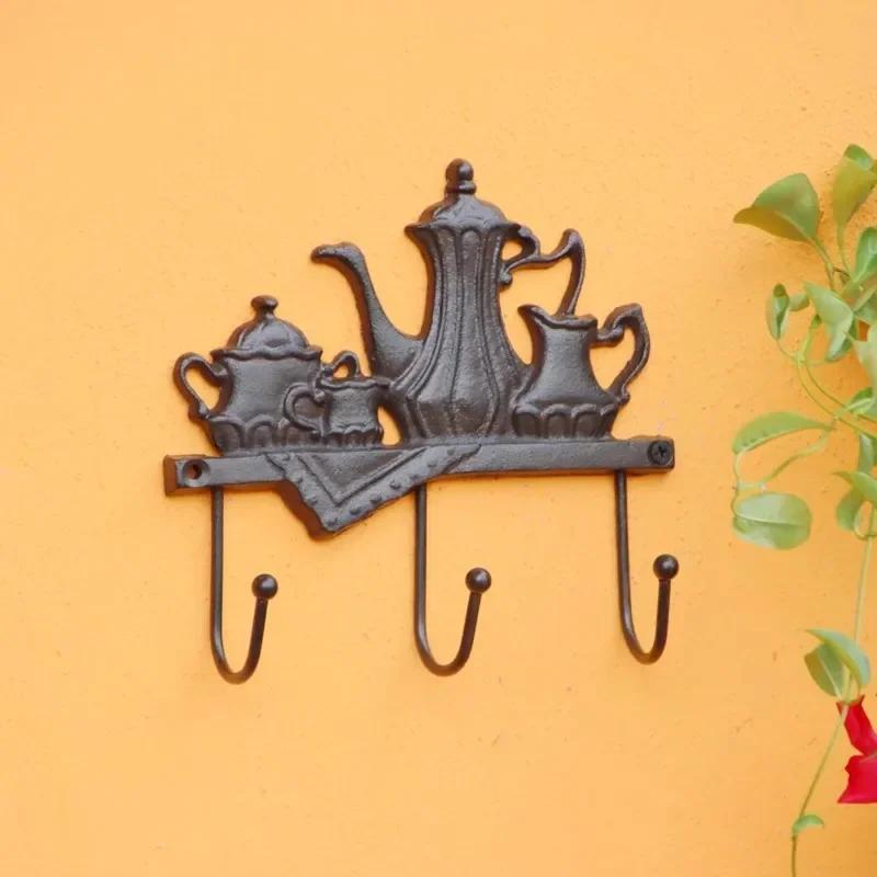 Letter Shape Hooks Metal Cast Iron Classical Retro Garden Courtyard Wall Decorate Clothes Hat Wall Mounted Rusty Colored Hook