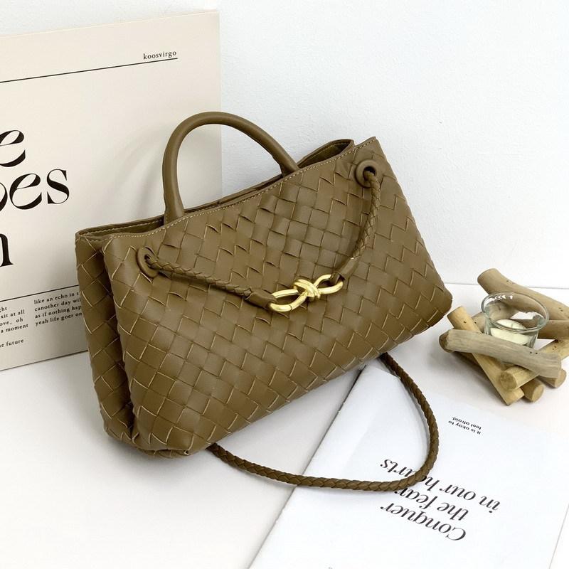 Direktverkauf ab Werk Old Money Stil 2026 neue Leder-Einkaufstasche handgewebte Damentasche Umhänge-Tragetasche Unterarmtasche