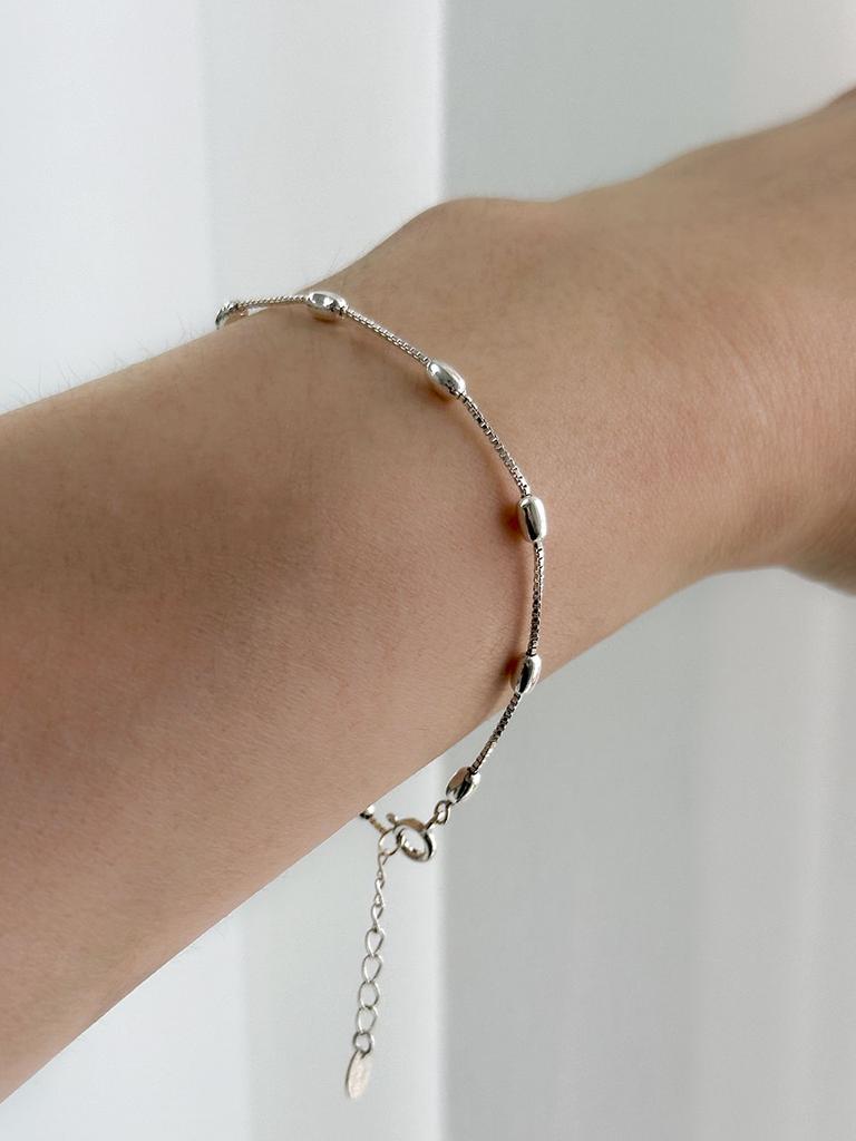 Ound Oval Ball Silver Chain Bracelet