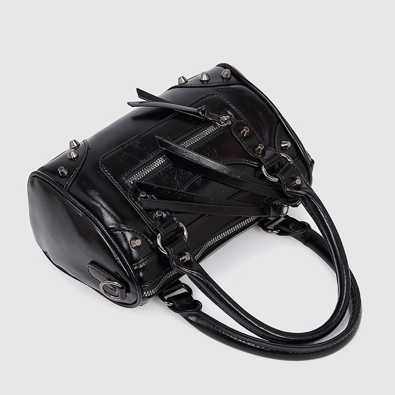 European and American Fashi Rivets Large Capacity Pillow Bag Bowling Motorcycle Handbag Single Shoulder Crossbody Women's Bag
