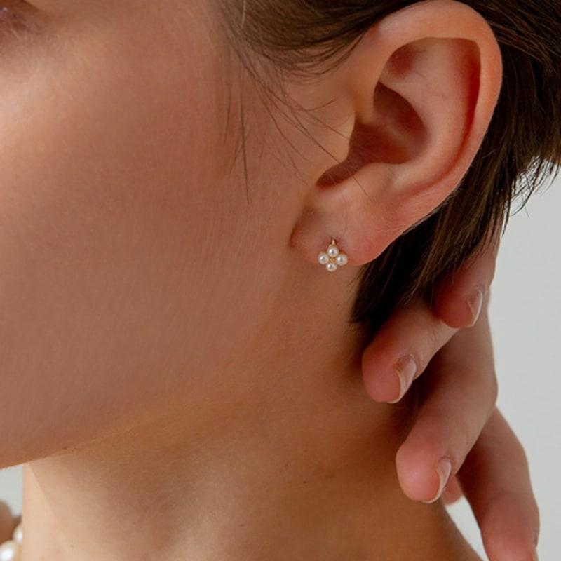 LUNNE 14k Mini 4-Pearl Hoop Earrings (14k Gold) #ER06