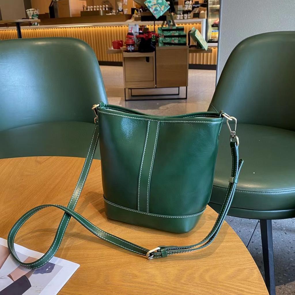 New High-end Commuting Bucket Bag for Women, Spring Crossbody Bag for Women, Genuine Leather Bag for Women, Single Shoulder Armpit Bag