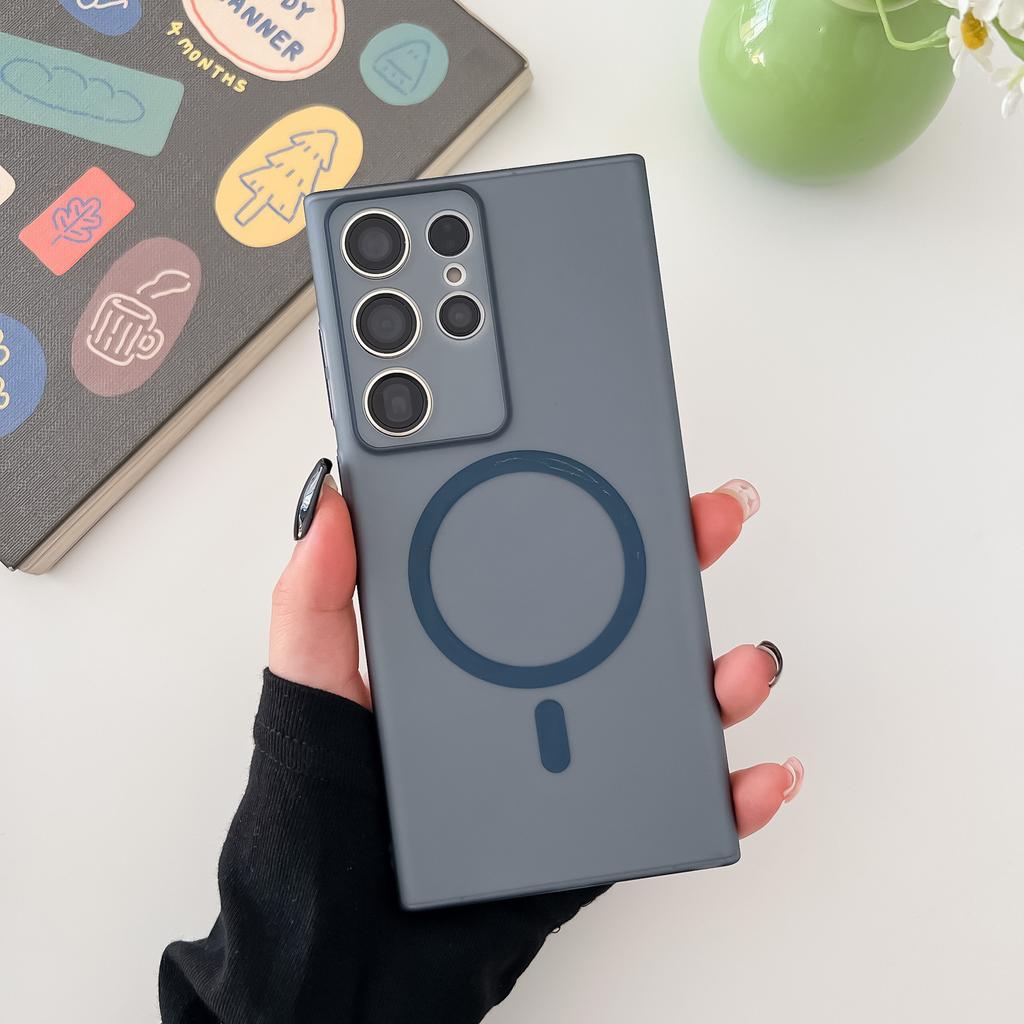 Suitable for Samsung S25ULTRA Matte Skin Feeling Protective Case S24 Refined Hole Ice Fog Magnetic Charging PC Phone Case S23