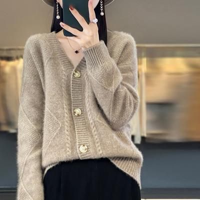 Fashion Autumn Winter Solid Color Cardigan Long Sleeved V-neck Single Breasted Jacquard Knitted Sweater