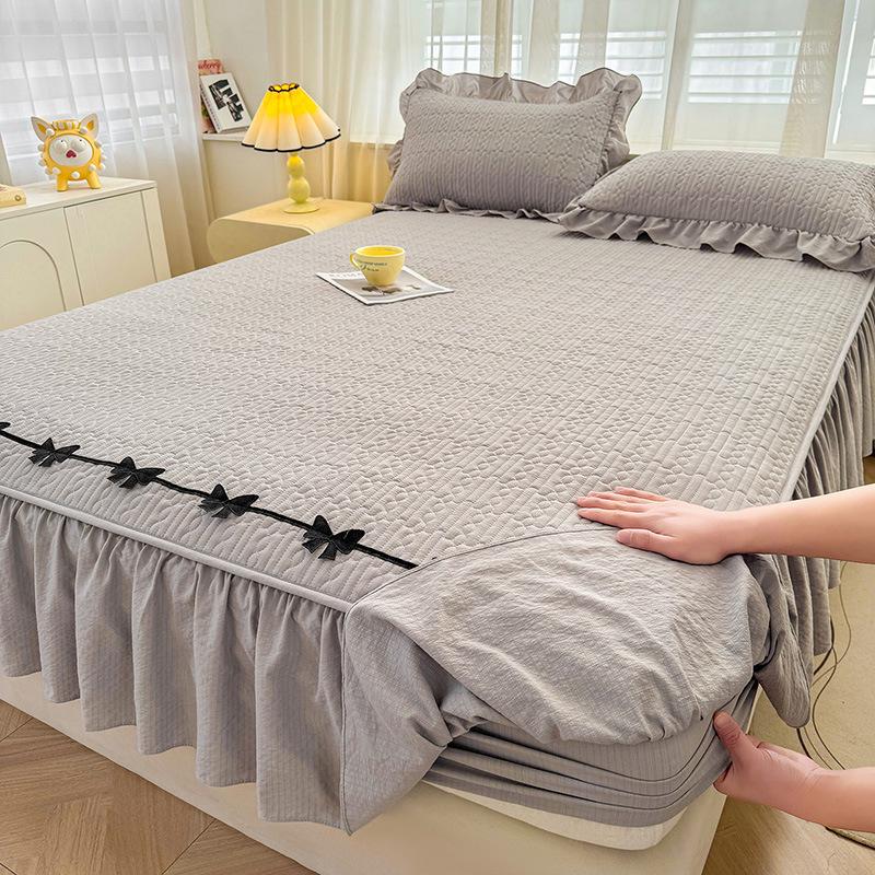 A-Grade Crinkled Double-Layer Bed Skirt & Cover: Non-Slip, Machine-Washable Mattress Protector