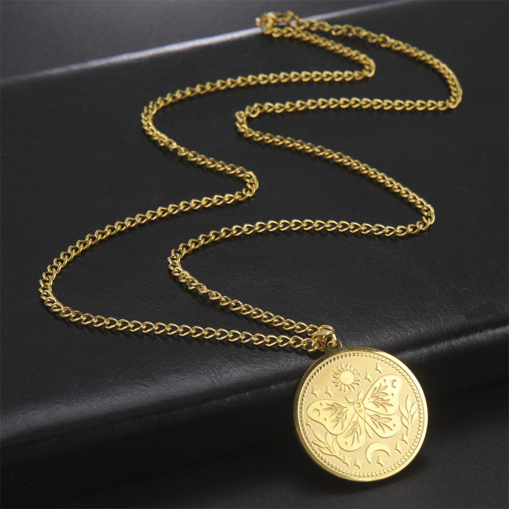 Witchcraft Butterfly Monn Sun Round Necklace Vintage Stainless Steel Luna Moth Pendant Necklace Fashion Birthday Jewelry