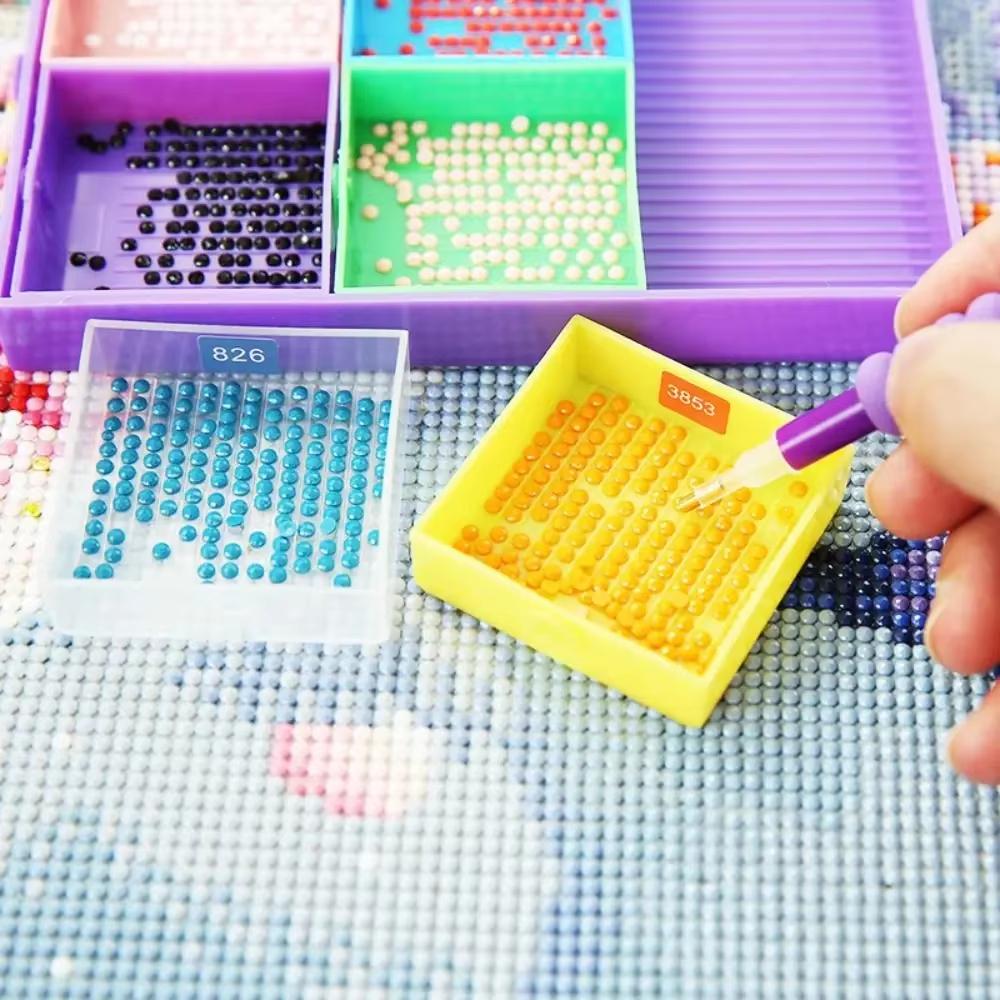 Set di Vaschette di Ordinamento per Pittura Diamante con 6 Vaschette Organizzatrici per Perline Scanalate Pennello e Cucchiaio per Arte con Strass Accessori per Artigianato Fai-da-te