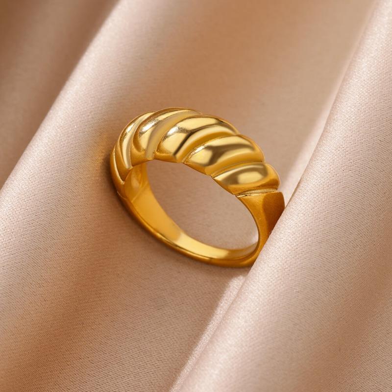 Wind Vacuum Plated Stainless Steel Croissant Ring Women's Multi-layer Twist Line Twist Ring