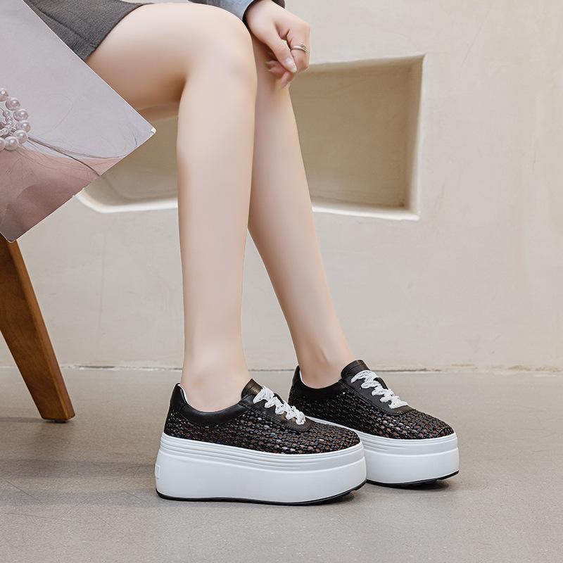 Summer woven hollow breathable muffin shoes women's 2025 summer new solid color lace-up board shoes thick sole 8 cm