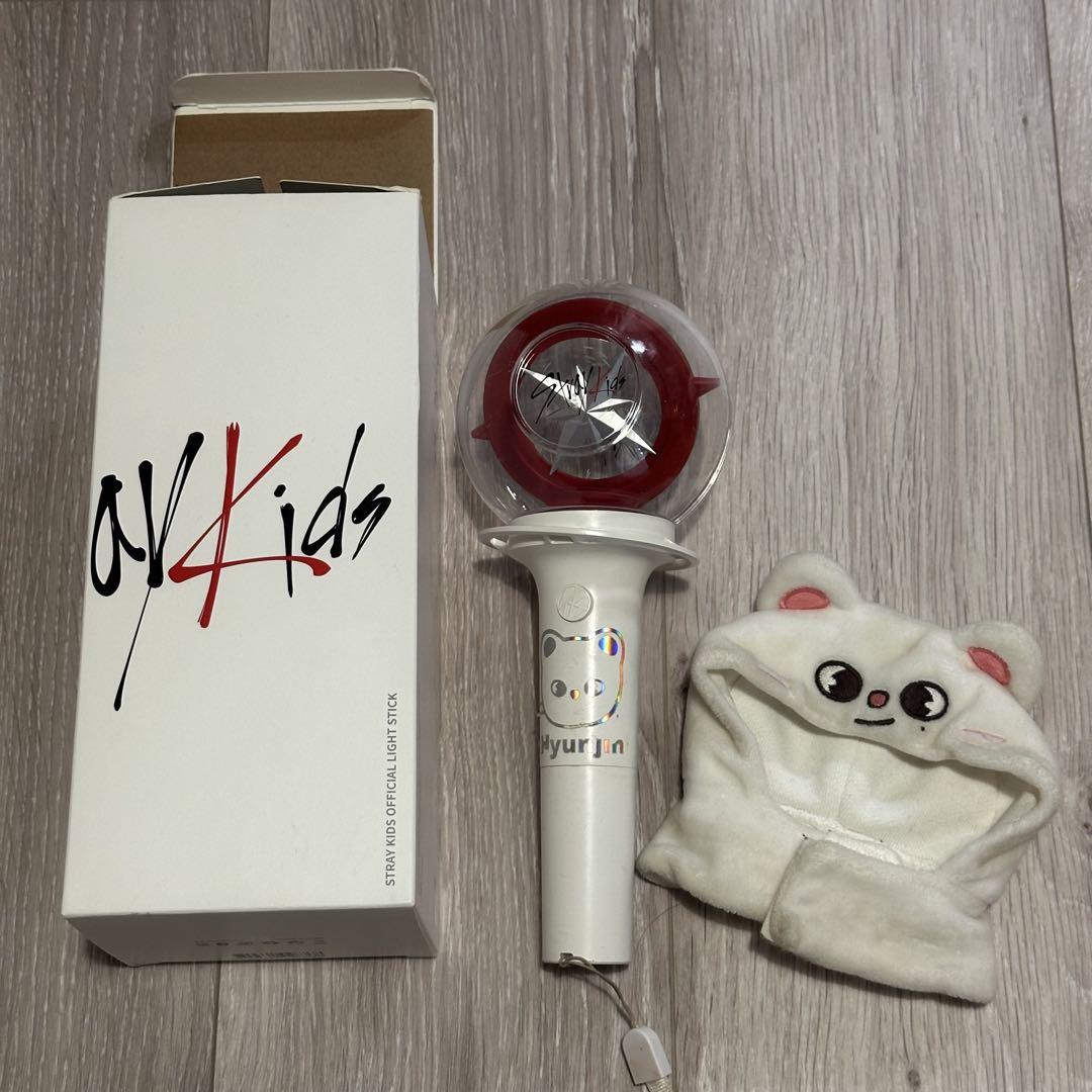 

[Б/У] Stray Kids Лайтстик Вер. 1 Набор чехлов для ручки-фонарика Ginillet