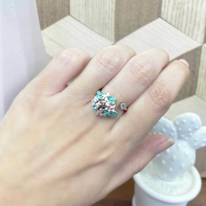 Ollia Brilliant Hortensienblüte Punkt Mode Ring