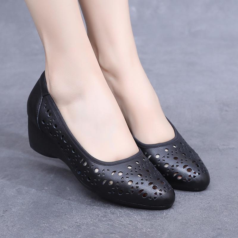 Fashion Summer New Genuine Leather Women's Sandals Fashion Wedges Mom Shoes Anti Slip Hollow Single Shoes Soft Soled Retro Women Shoe 43