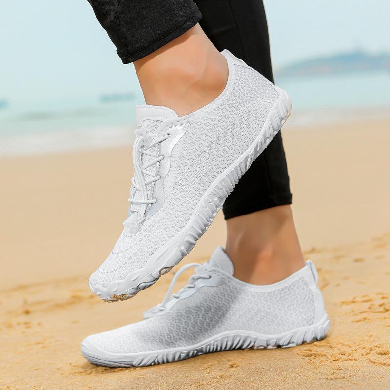 

Unisex Outdoor Hiking and Climbing Non-slip Water Shoes - Super Soft Five-Finger Design for Indoor Fitness. 40 білий/срібний