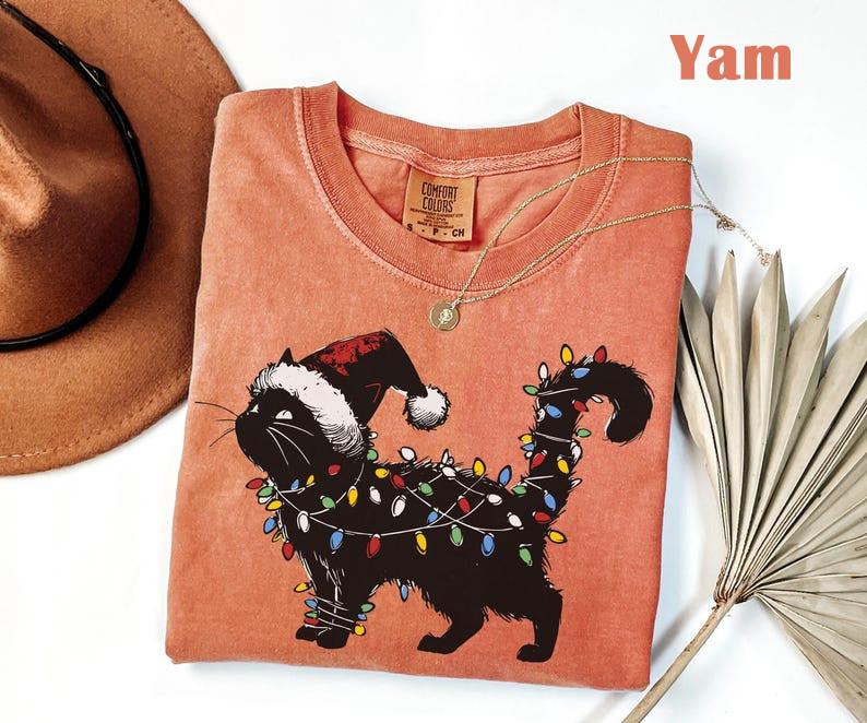 

Comfort Colors® Cute Cat Christmas Shirt, Cat Mom Christmas Gift, Womens Holiday XL