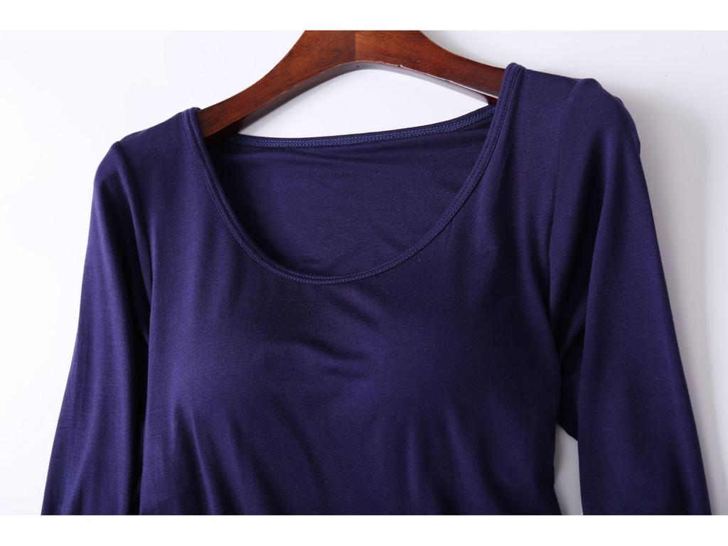 Damen Einfarbiges Langarm-Top mit eingebautem BH-Cup – Schlichter Herbst-/Winter-Stil
