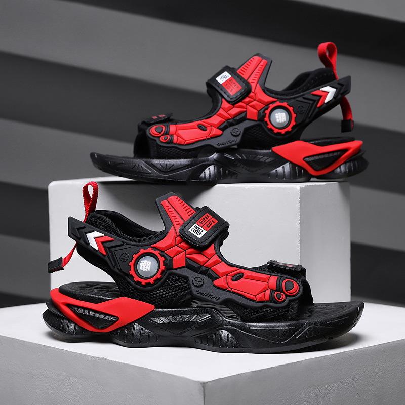 Boys sandals 2025 summer new middle-aged and older children's non-slip soft-soled school shoes beach shoes