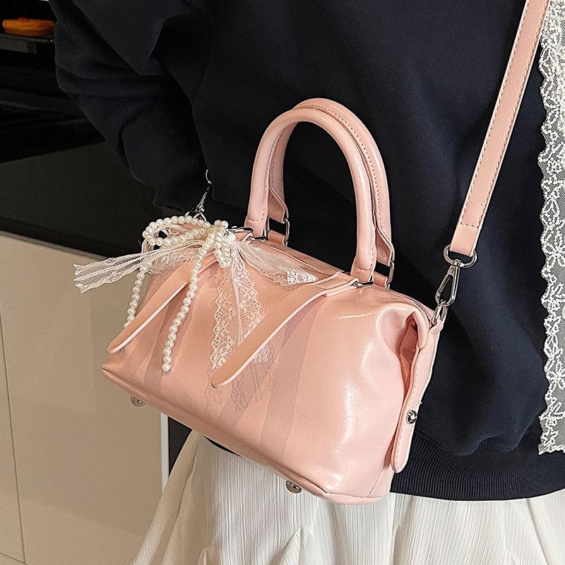 Korean Trend Gentle Cream Style Simple Portable Soft Leather Pillow Bag Women's Fashion Versatile Casual Commuter Messenger Bag