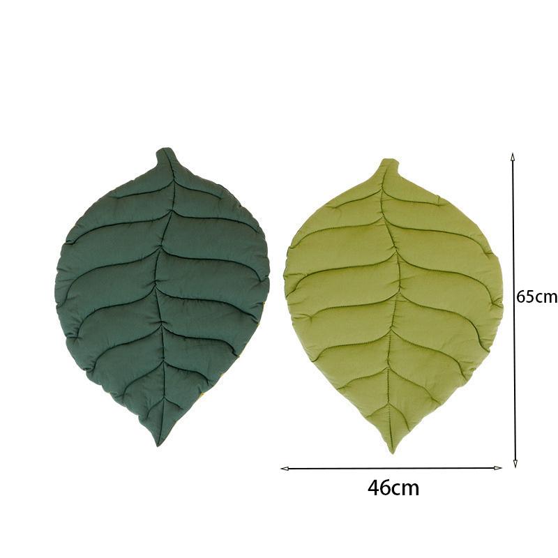 Pet Mat Bite Resistant Four Seasons Leaf Shape Washable Breathable Soft Cat Dog Bed Cage Kennel Pad Pet Sleeping Rest Mat