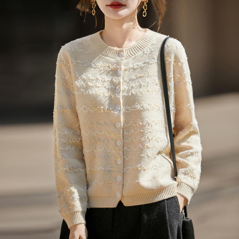 Butterfly Gauze Color Block Retro Cardigan – Stylish, Slimming, Long Sleeve Knitwear for Autumn/Winter