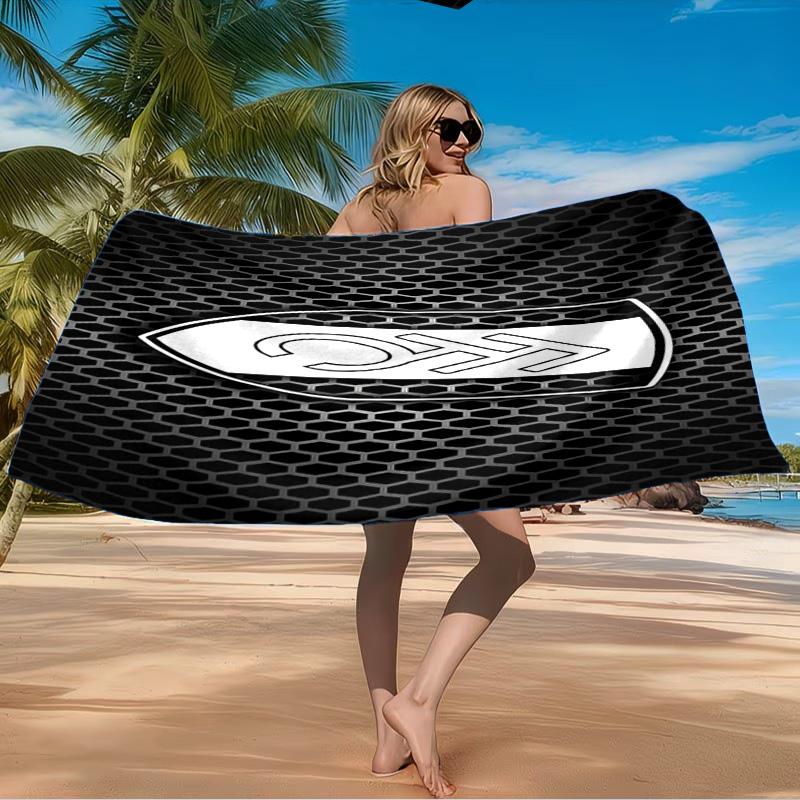 Fulham Crest Design Beach Towel Microfiber Beach Towel, Lightweight and Quick-Dry, for Summer Travel, Swimming Pool Fan Birthday Gift