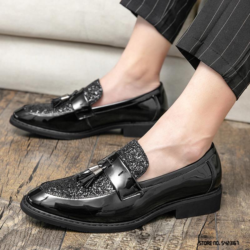 Luxury Designer Pointed Tassel Sequins Patchwork Oxford Shoes For Mens Formal Wedding Dress Homecoming Sapatos Tenis Masculino