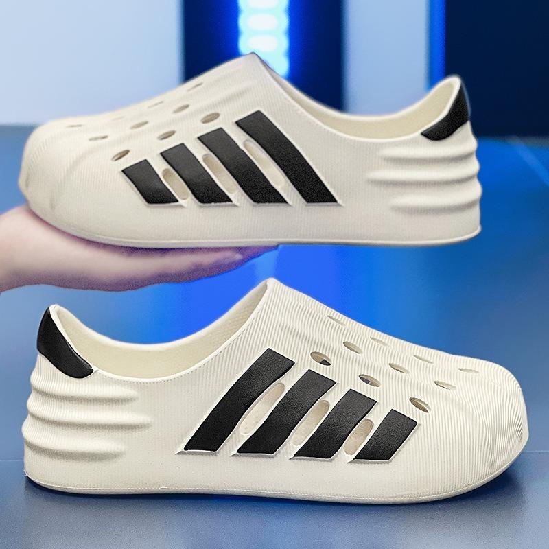 Men's Breathable Clogs Hollow-out Non-slip Casual Slip-on Sandals