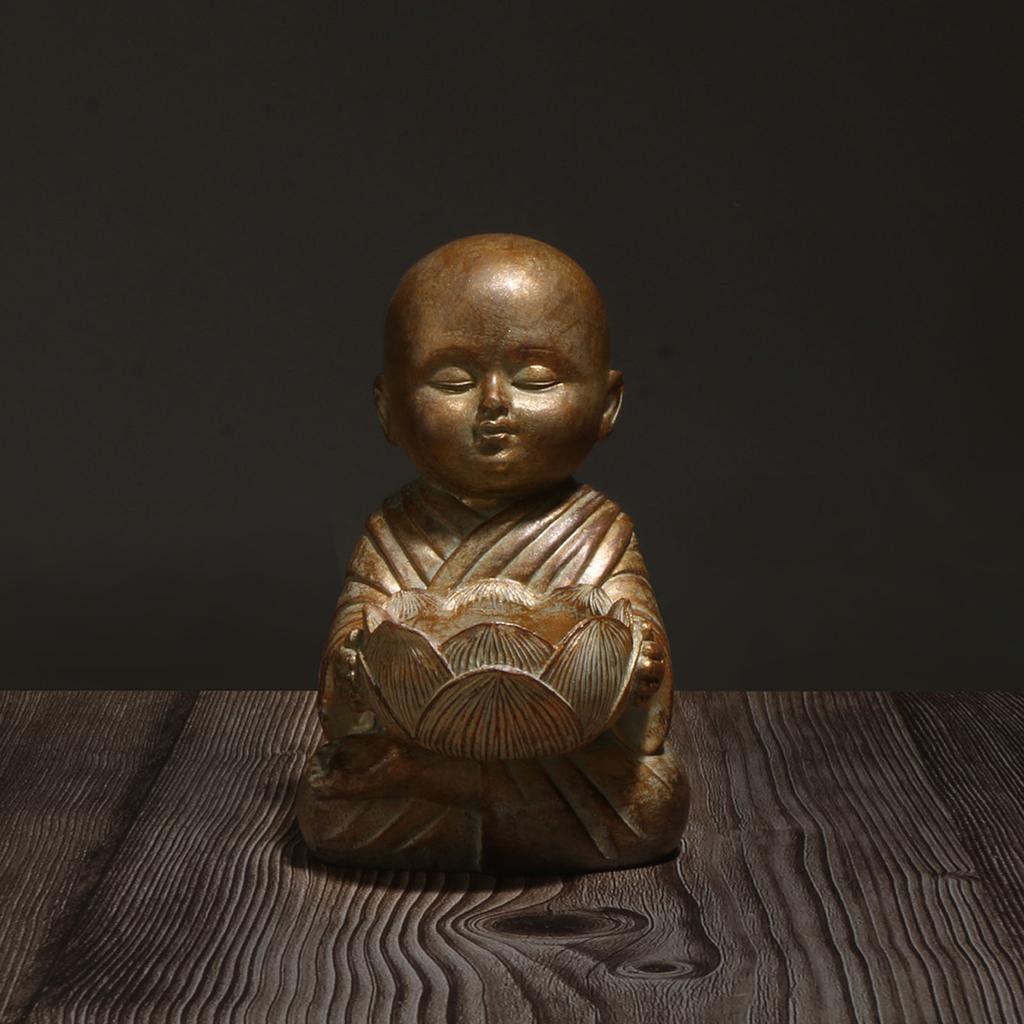 Little Monk Statue Candlestick Holder Vintage Exquisite Decorative Buddha Statue Candle Holder for Home Desktop Outdoor