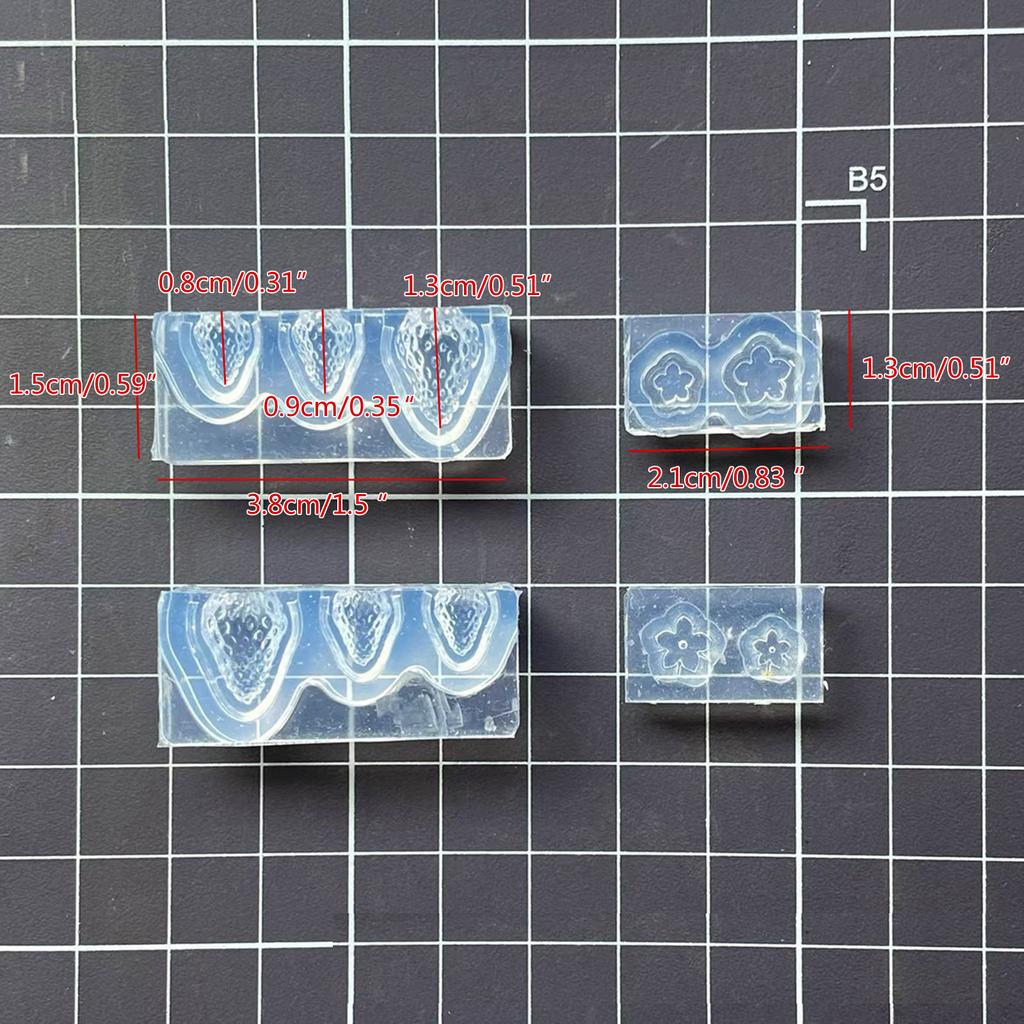 Handmade Epoxy Mold DIY 3D Strawberry and Leaves Silicone Mold Crystal Resin Crafting Tool Project Epoxy Cake Decoration