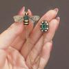 Bee Tassel brooch women's exquisite suit sweater brooch pin niche luxury temperament corsage