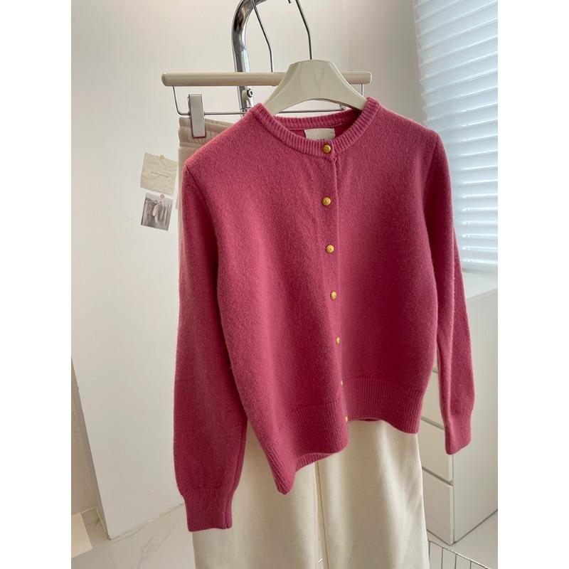 White raspberry powder small gold buckle knitted cardigan for women! Autumn and winter soft waxy thickened warm crew neck sweater jacket