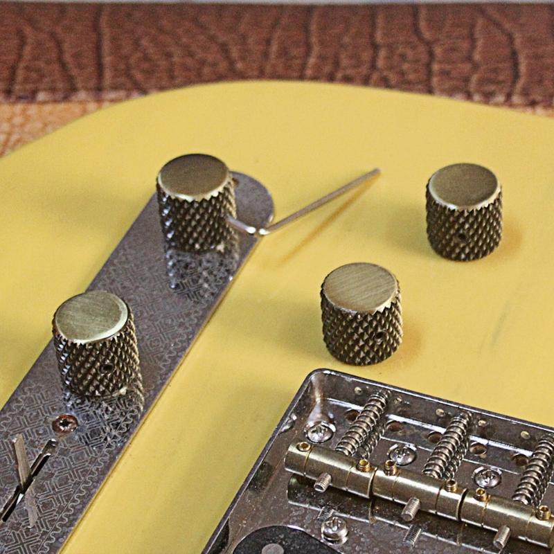 Set of 4Pcs Guitar Knobs Bronze-coloured Volume Tone Control Knobs with Wrench Replacement Speed Knobs for Bass Guitar