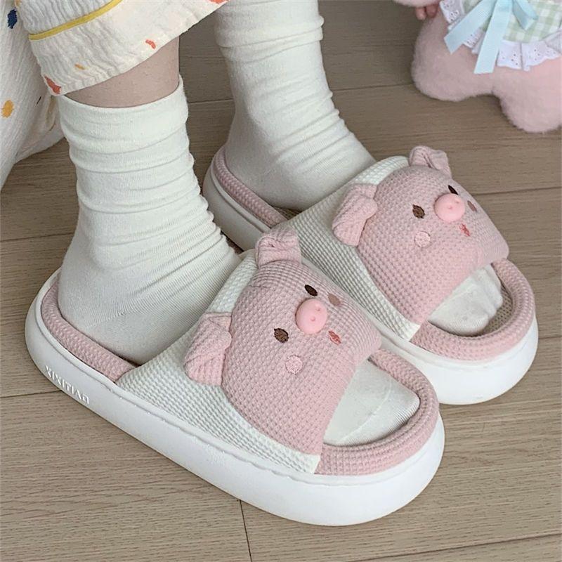 Lovely girls platform slippers with pig pink linen shoes for women 2025 new cloud slides Beach flipflops