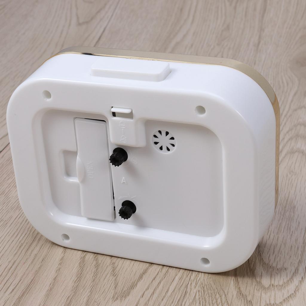 Mini Silent Quartz Analog Alarm Clock for Kids Students Travel Non-Ticking Gentle Ascending Alarm with Snooze Light Function