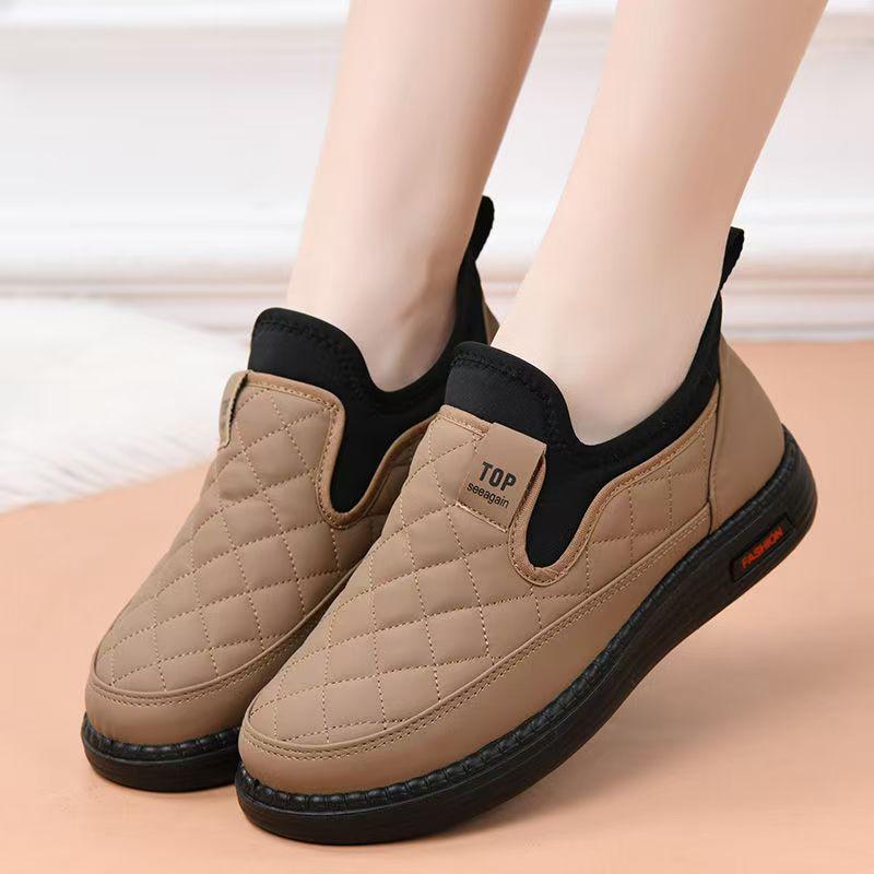 Women's Winter New Low Top Flat sole Cotton Shoes Soft Sole Non Slip Waterproof Plush Warm Slip On Round Toe Elderly Snow Boots