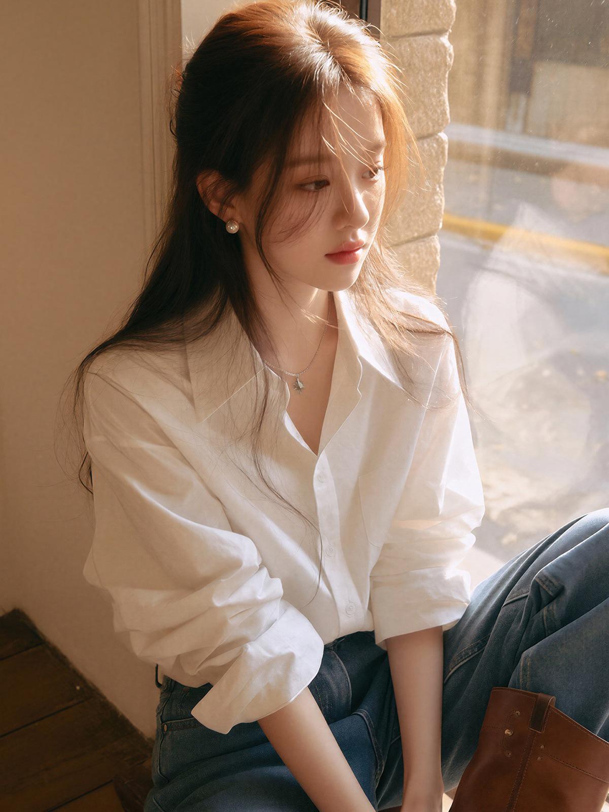 

Women s High-End White Shirt: Stylish, Loose-Fit, Age-Reducing Spring/Autumn Top (2026 Collection) S (suggested weight 95-105 jin) белый