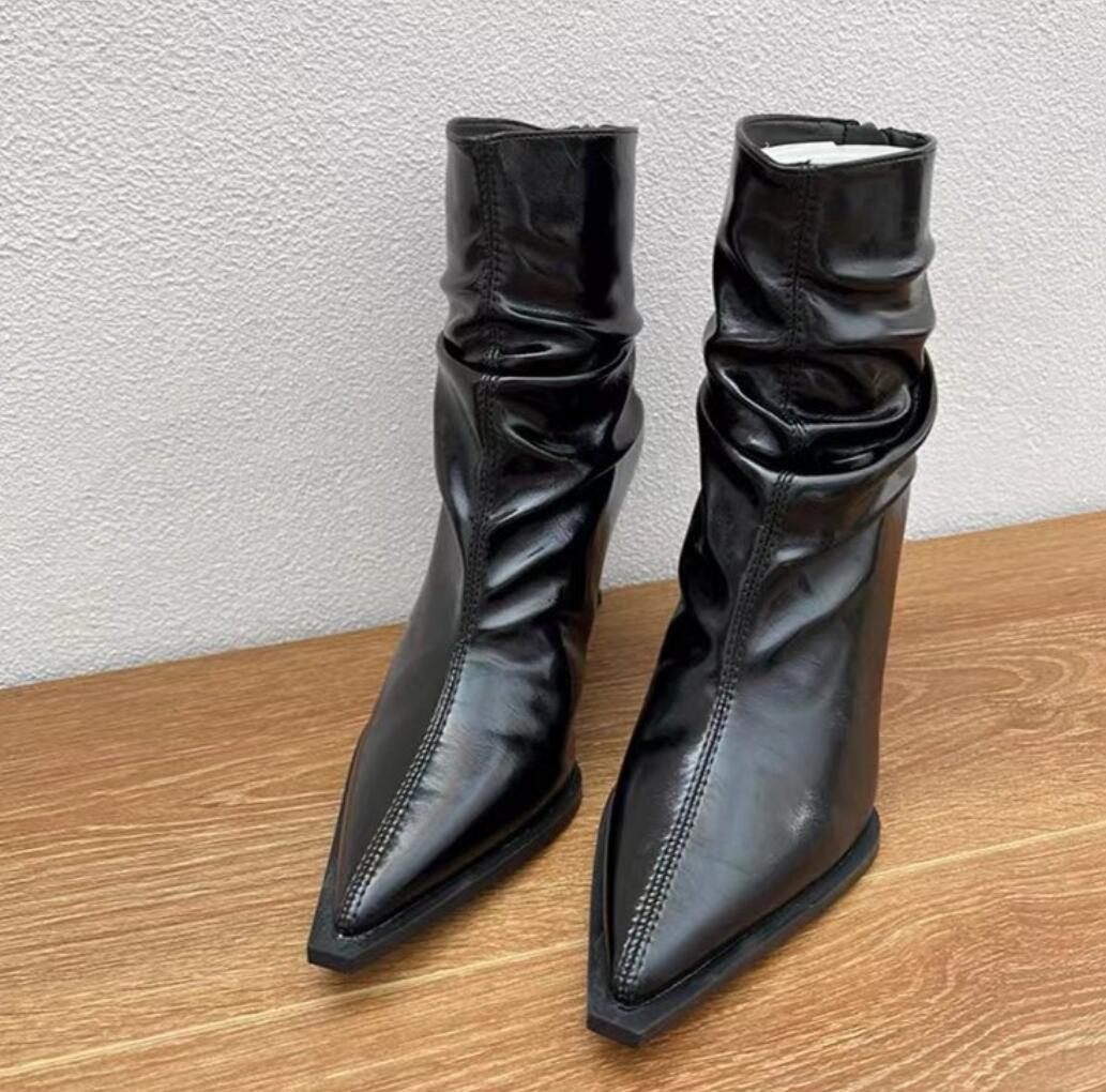 Модные женские ботильоны осень-зима со складками — фото 4