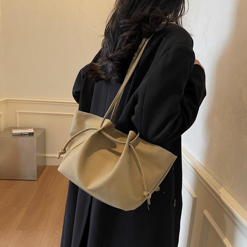 Retro underarm bag women's large-capacity new casual simple and versatile shoulder bag college student class bag