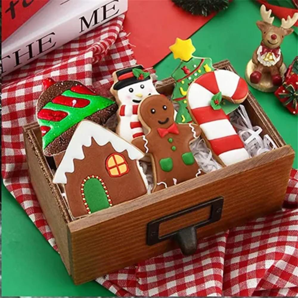 Xmas Theme Biscuit Mould Santa Claus Cake Moulds Christmas Stainless Steel Cookie Cutters  DIY