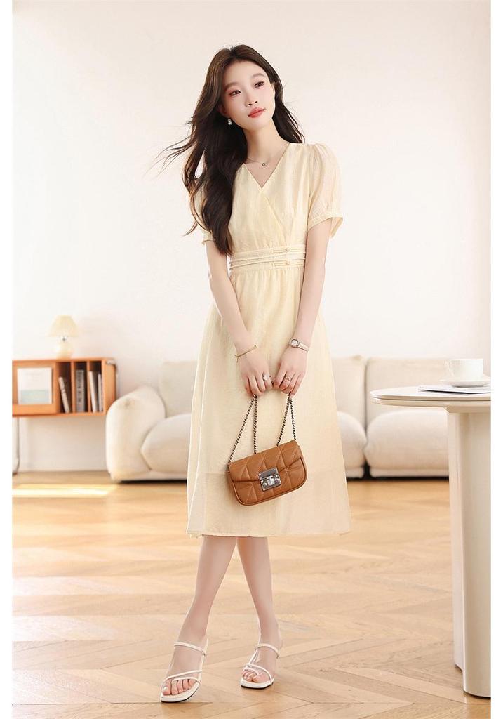 2026 Summer V-Neck Slimming Midi Dress for Middle-Aged and Elderly Women