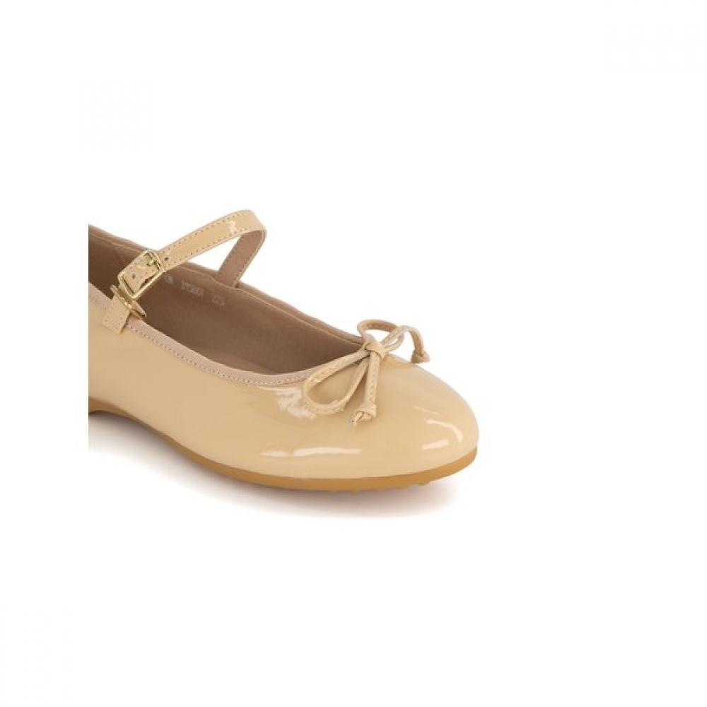 Tandy Women Flat Shoes Ivory J1586v