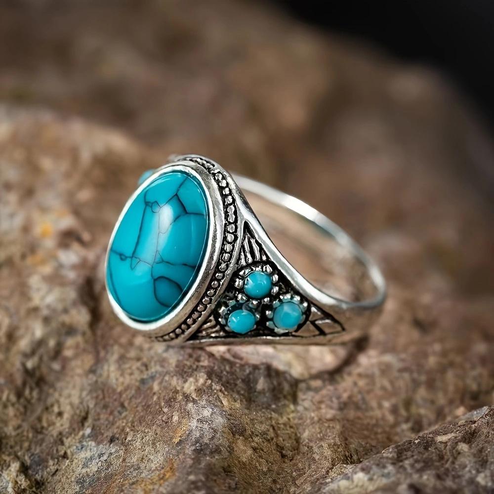 Bohemian Floral Turquoise Ring: Retro Carved Finger Jewelry with Niche Personality