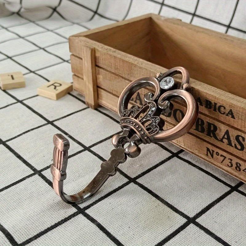 1Pair (With Screws) European Style Curtain Hooks Home Decorations Vintage Walls Hanging Living Room Bedroom Clothing