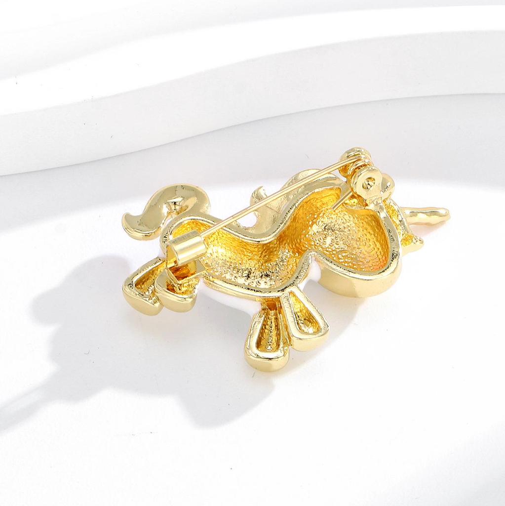 Simple Classic Unicorn Pegasus Brooch - Versatile, Fashionable, and Exquisite Cartoon Jewelry Pin