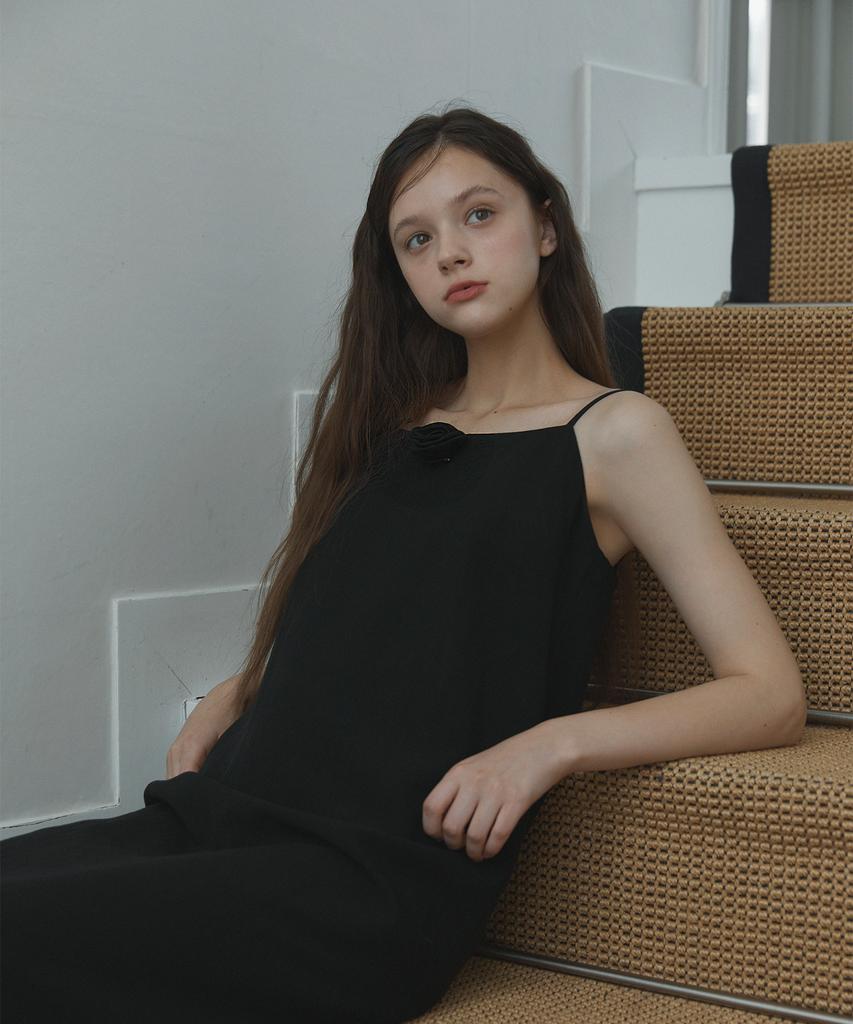 Hauseuobeupondeu Linen Corsage Slip Dress (Black)