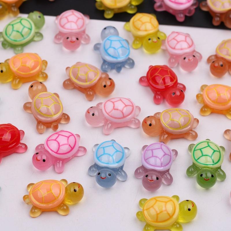 1/100 Pcs Cute Mini Luminous Turtle Ornaments Glowing In The Dark Miniatures Turtle Micro Landscape Kids Toys Home Decor Gift