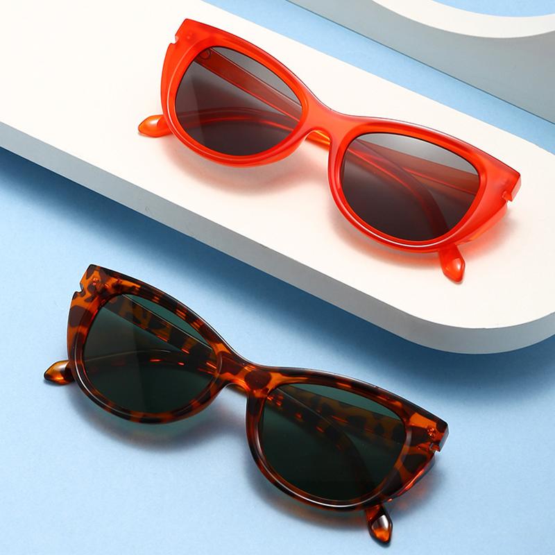 Retro Cat Eye Sunglasses Women Men Vintage Oval Sun Glasses Fashion PC Frame Unisex Eyewear Trendy Accessories